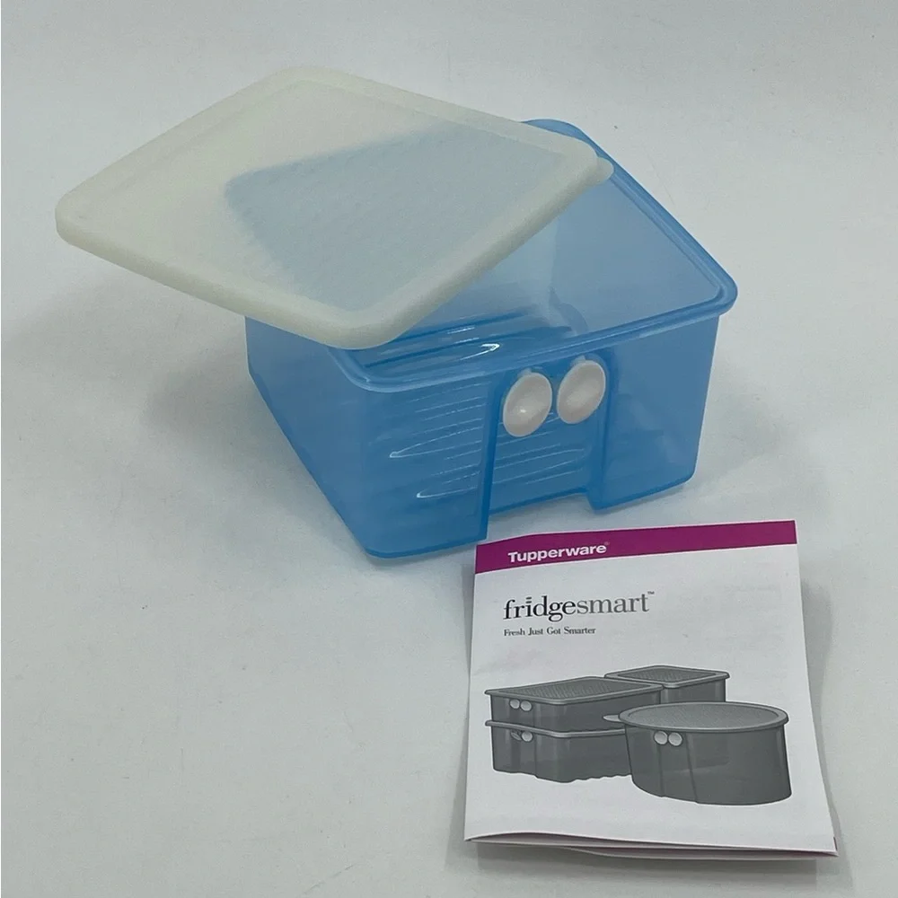 Tupperware Fridge Smart #3993A Vented Fruit  Vegetable Container w/ Seal Lid NEW